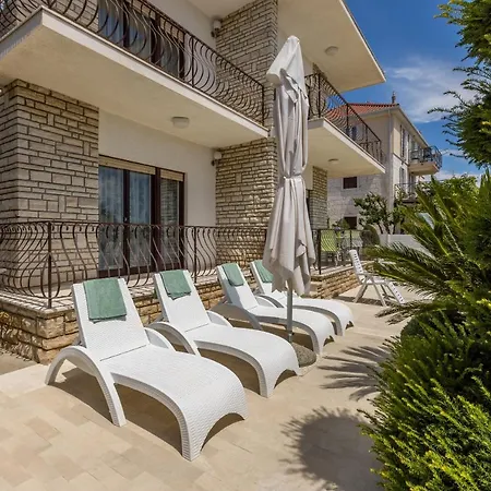Villa Ratka Трогир