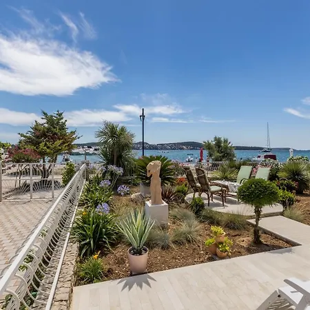 Villa Ratka Апартаменты *